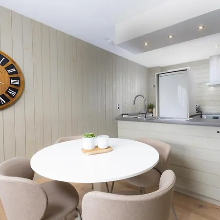 Jade's House 펜션